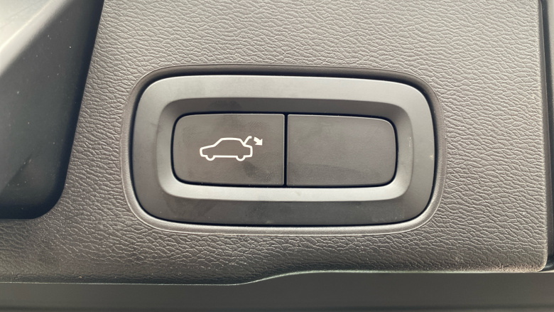 Volvo Xc60 2.0 T6 [350] RC PHEV Core Bright 5dr AWD Gtron Estate